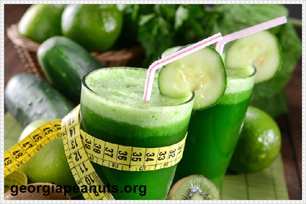 Giảm c&acirc;n c&ugrave;ng nước &eacute;p b&iacute; đao