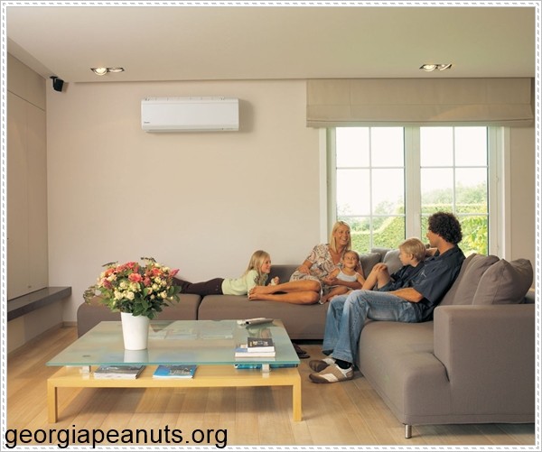 Nên thường xuyên vệ sinh khi sử dụng máy lạnh trong nhà