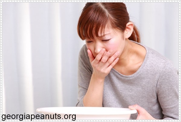 Xác định có thai khi cảm thấy buồn nôn