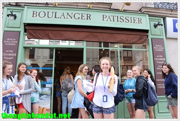 Học tiếng Ph&aacute;p giao tiếp với những mẫu c&acirc;u cơ bản