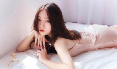 [LINK] Streamer Linh ChiChan lộ clip nóng khoe vòng 1 nóng bỏng