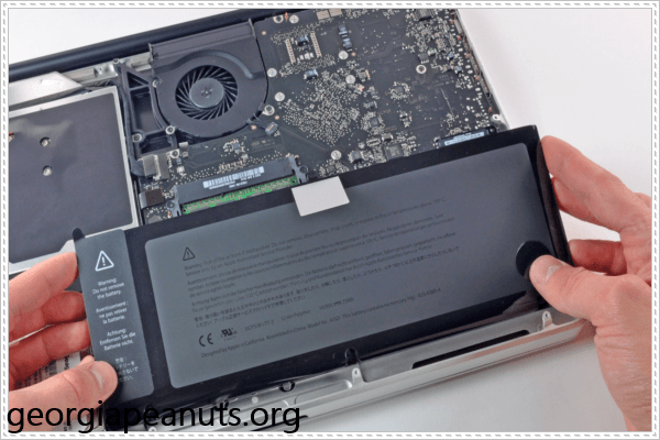 thay pin macbook tại đ&agrave; nẵng