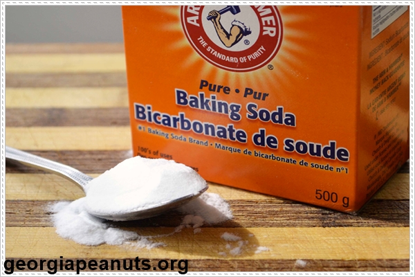 Baking Soda c&oacute; t&aacute;c dụng tẩy vết mực