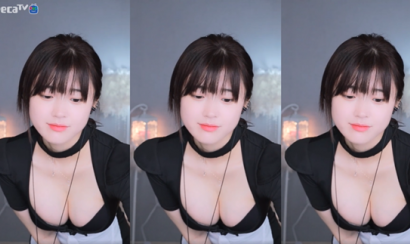 Clip nóng Streamer Moonwol cởi áo khoe ngực gợi cảm gây mê CĐM