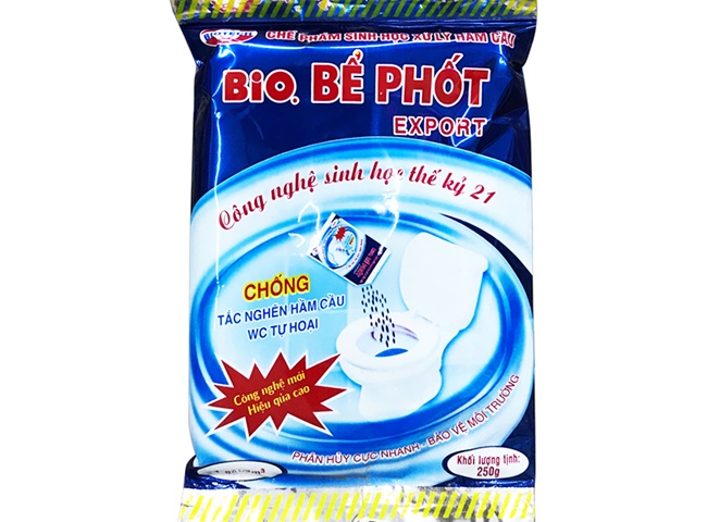Xử l&yacute; m&ugrave;i h&ocirc;i ở hố ga nh&agrave; vệ sinh bằng h&oacute;a chất bio-phốt