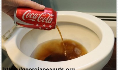 Những công dụng của coca cola trong việc vệ sinh nhà cửa