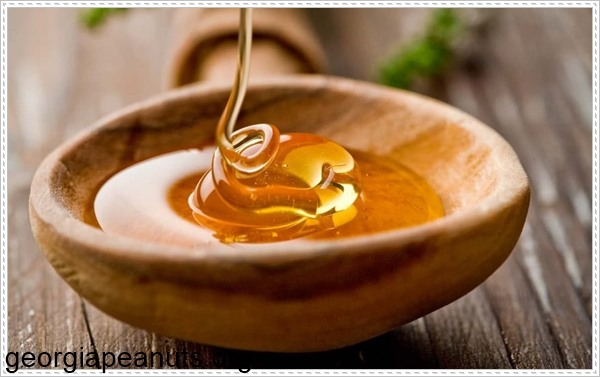 Mật ong l&agrave; thực phẩm n&acirc;ng cao lượng testosterone