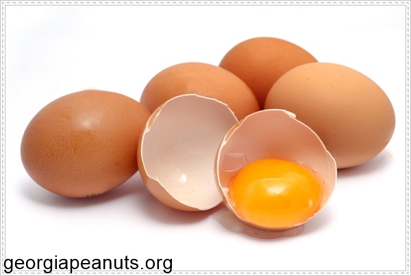 Trứng gi&uacute;p n&acirc;ng cao testosterone cho nam giới