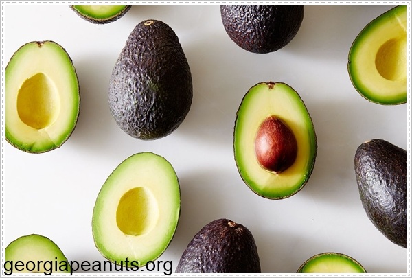 Quả bơ gi&uacute;p n&acirc;ng cao testosterone cho nam giới